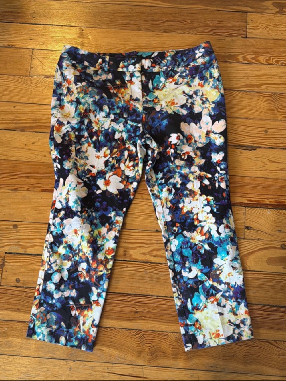 Women’s Worthington Floral pants - Blue Multi floral pattern 10 petite slim fit